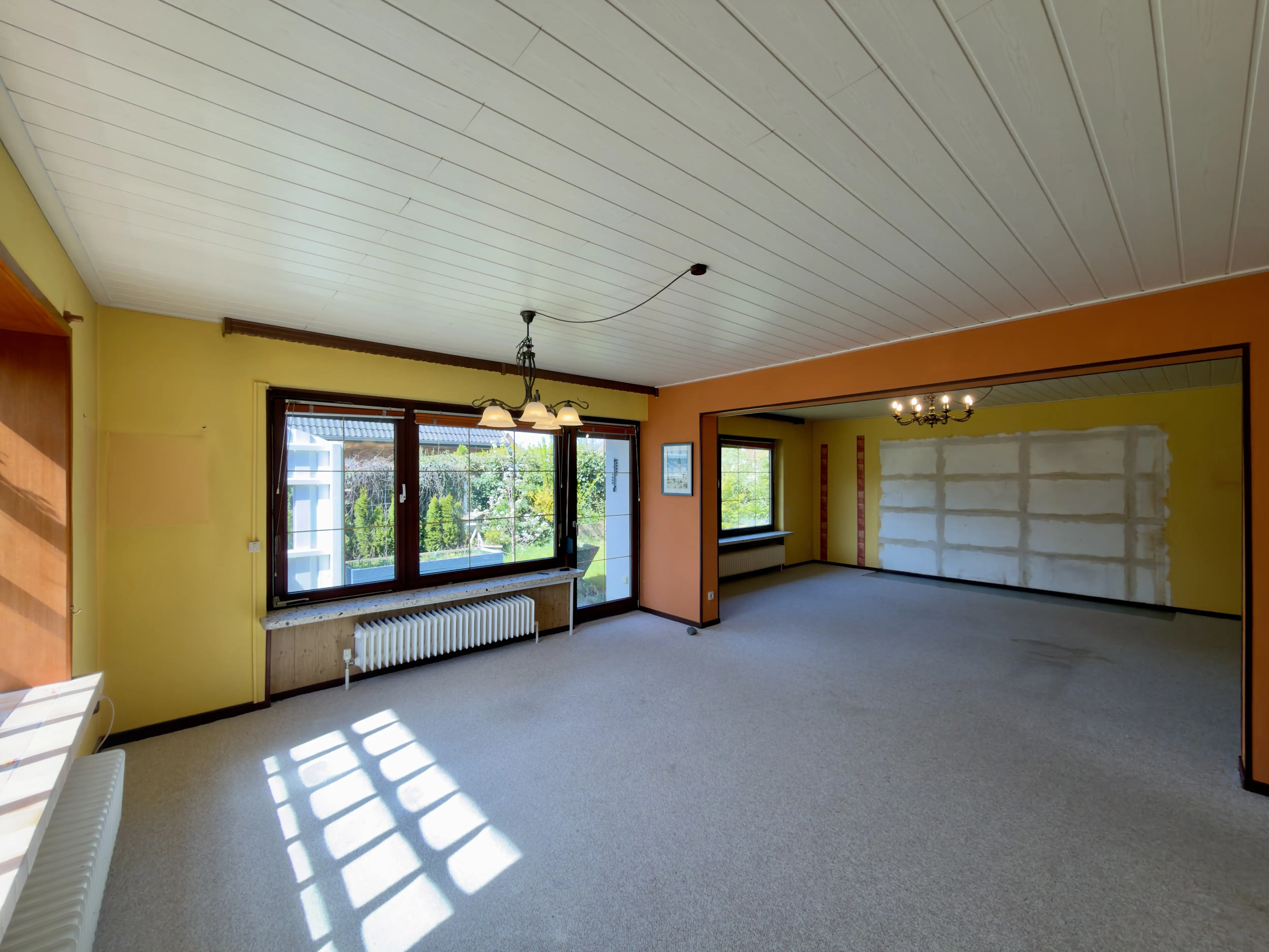 Familientraum mit idyllischem Grundstück! Renovierungsbedürftiges EFH mit Terrasse und Garten