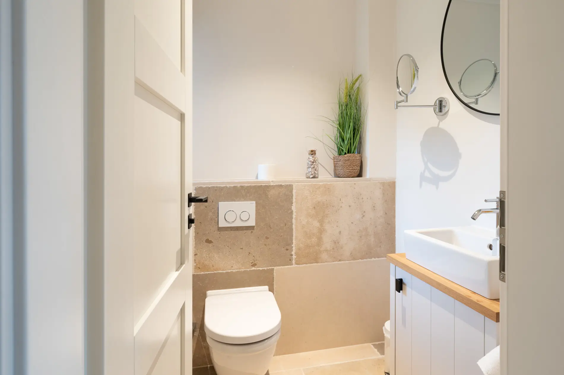 Exklusives Wohnen auf Sylt! Luxuriöse Doppelhaushälfte in Archsum zur Miete