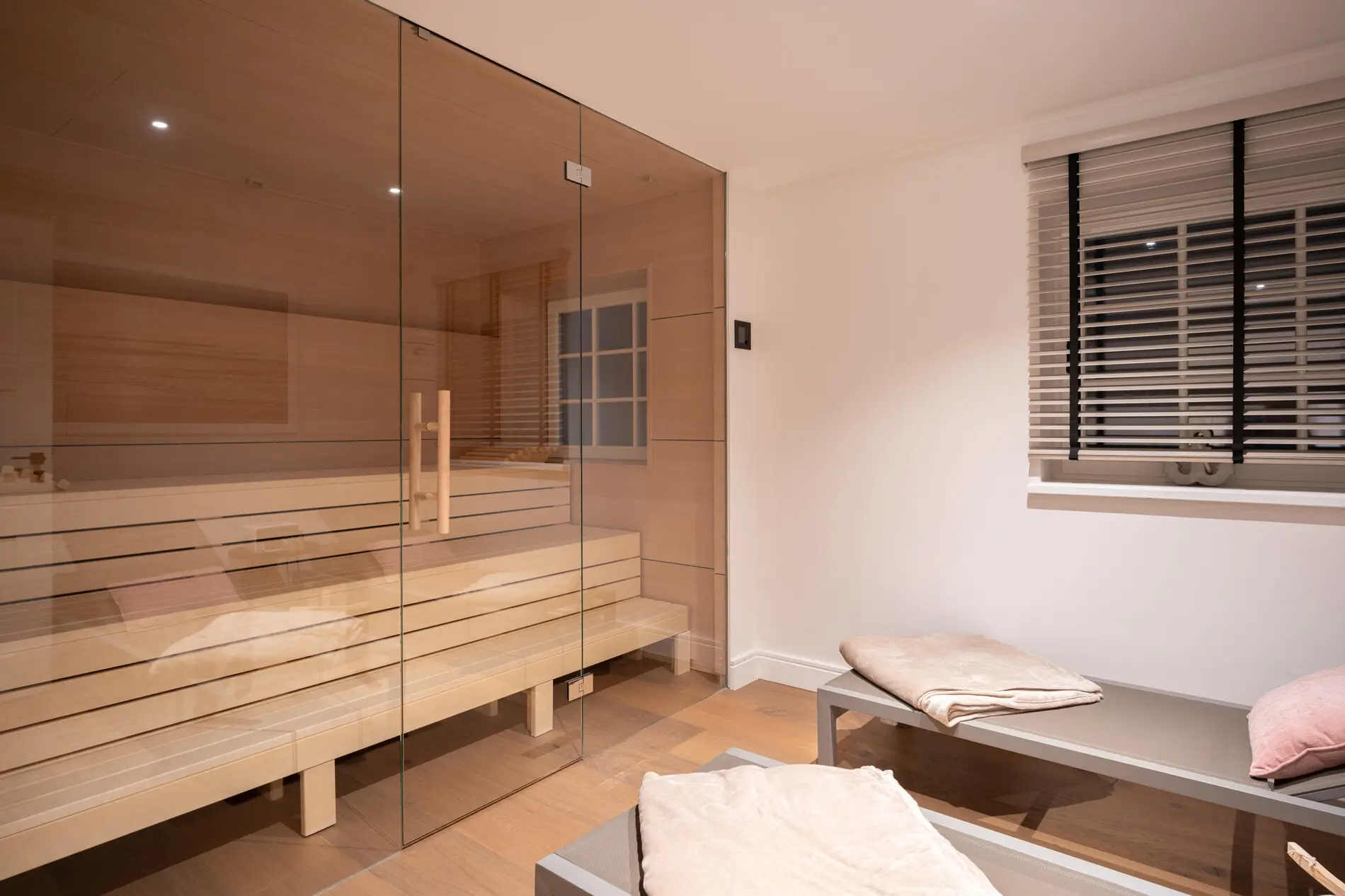 Exklusives Wohnen auf Sylt! Luxuriöse Doppelhaushälfte in Archsum zur Miete